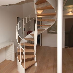 Treppe mit aufgeschnittener Spindel