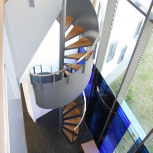 Spindeltreppe mit Geländerwange